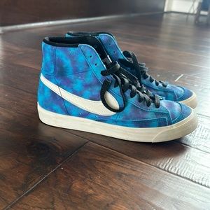 nike high top blazers
